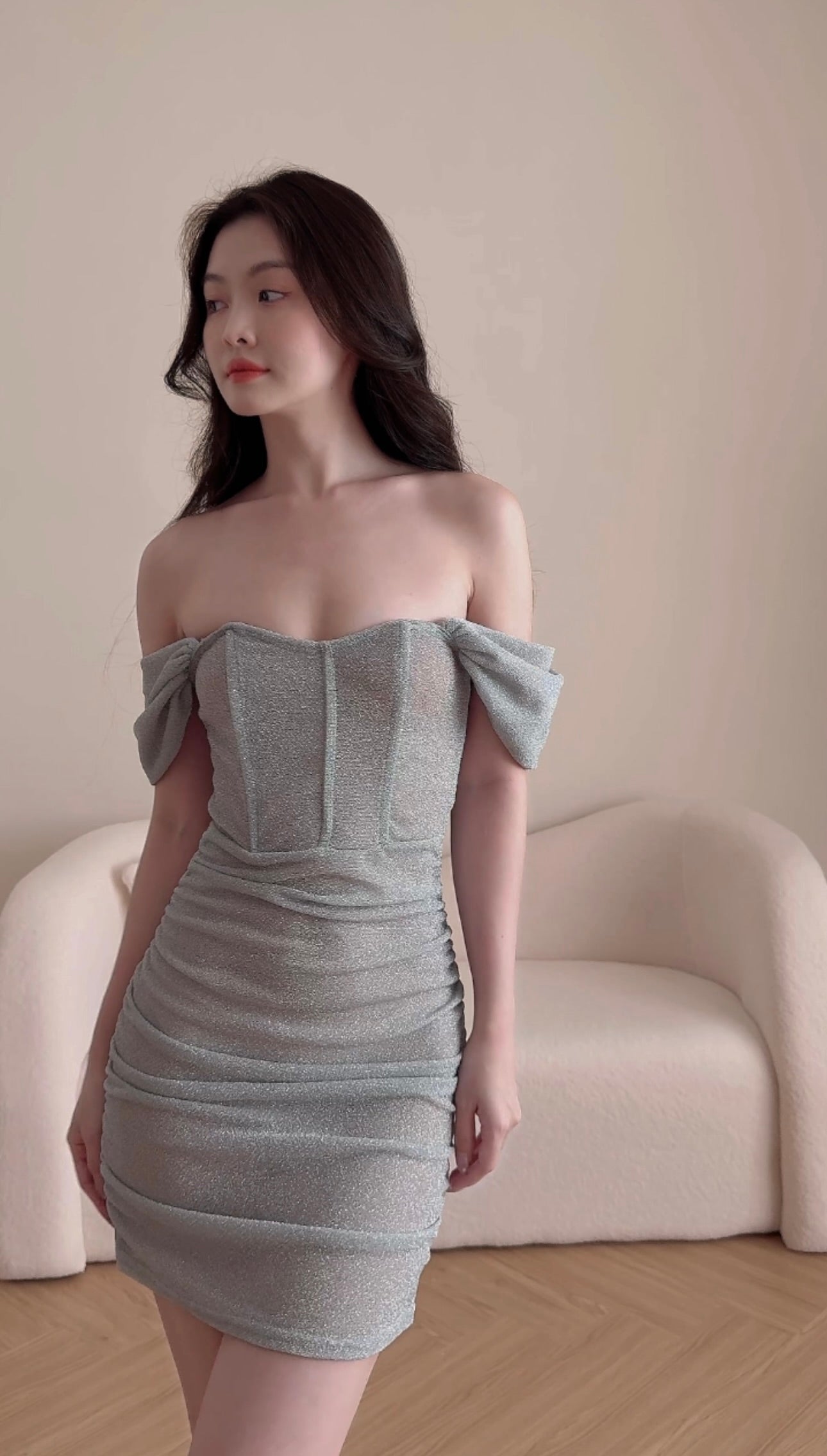 GLITTER SILVER DINNER DRESS