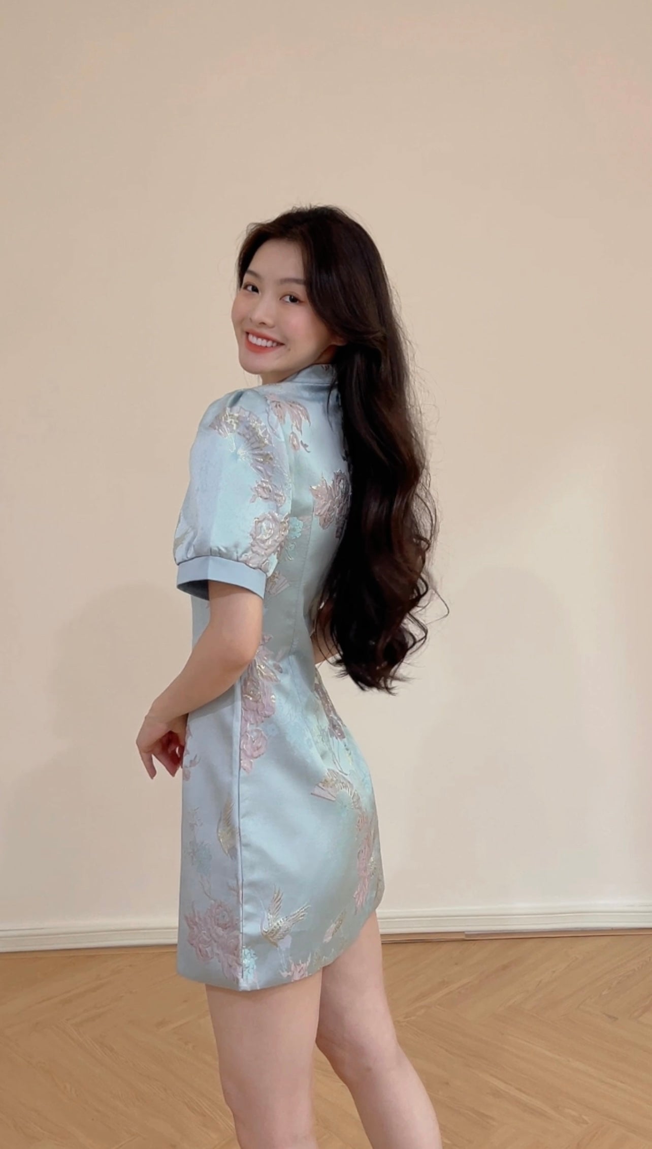 FLORAL EMBROIDERY BLUE CHEONGSAM