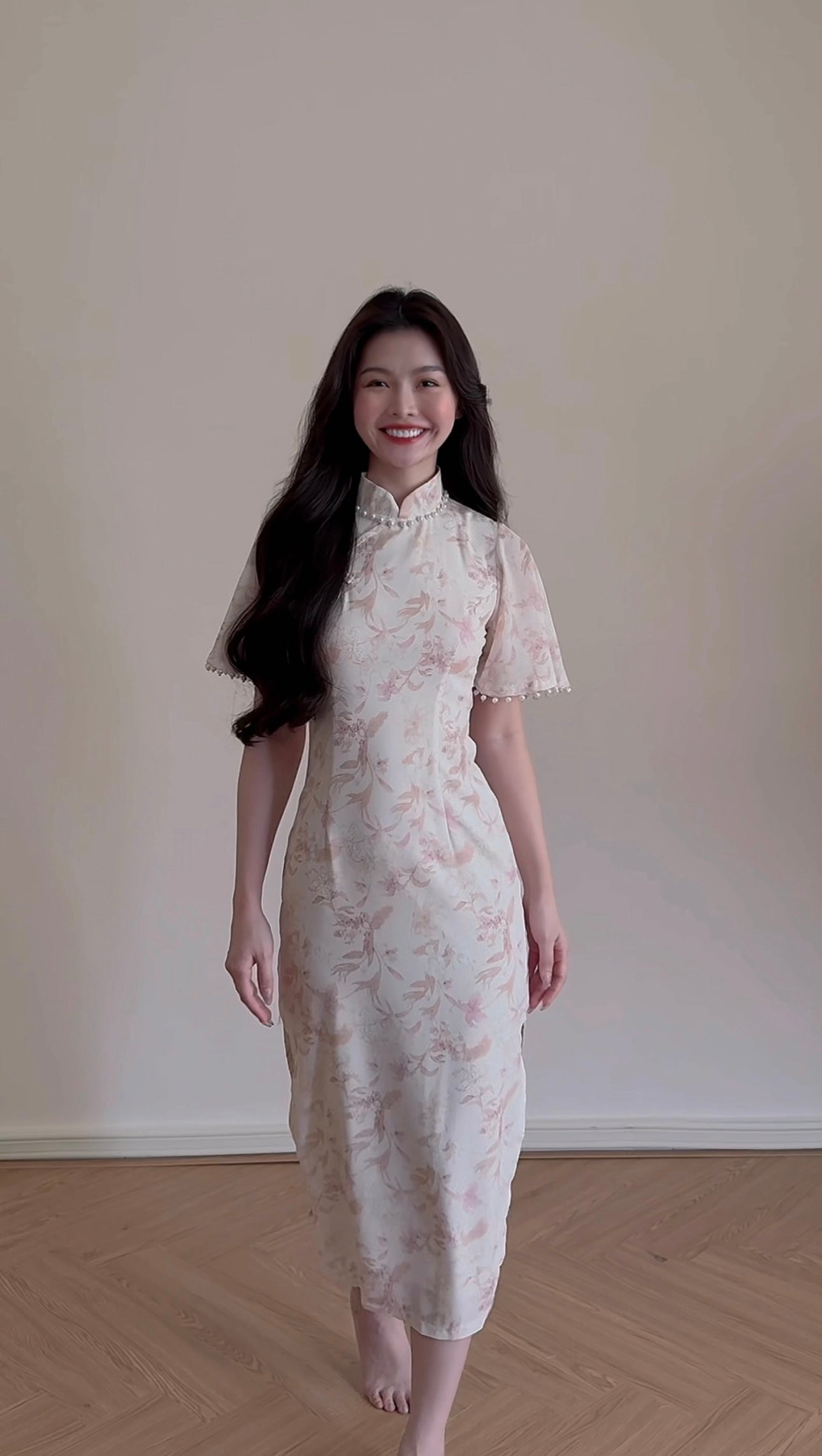 ELEGANT SHANGHAI CHEONGSAM