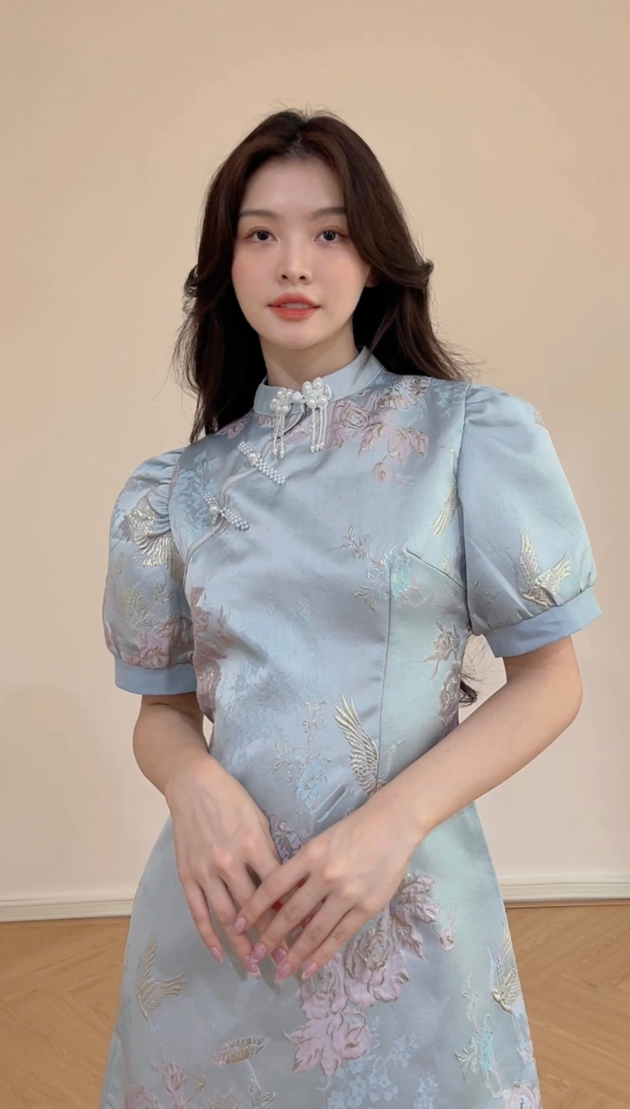 FLORAL EMBROIDERY BLUE CHEONGSAM