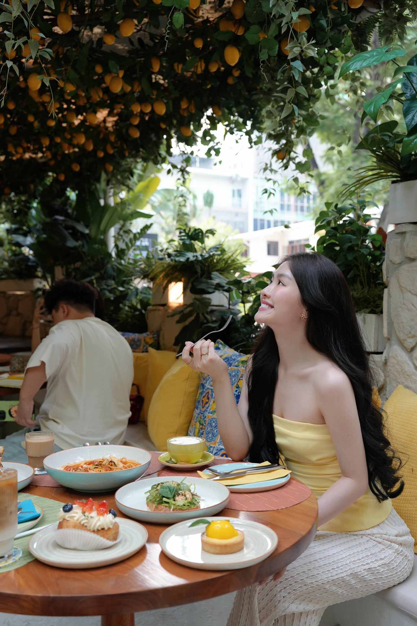 LEMON YELLOW ASYMMETRIC STRAPLESS TOP