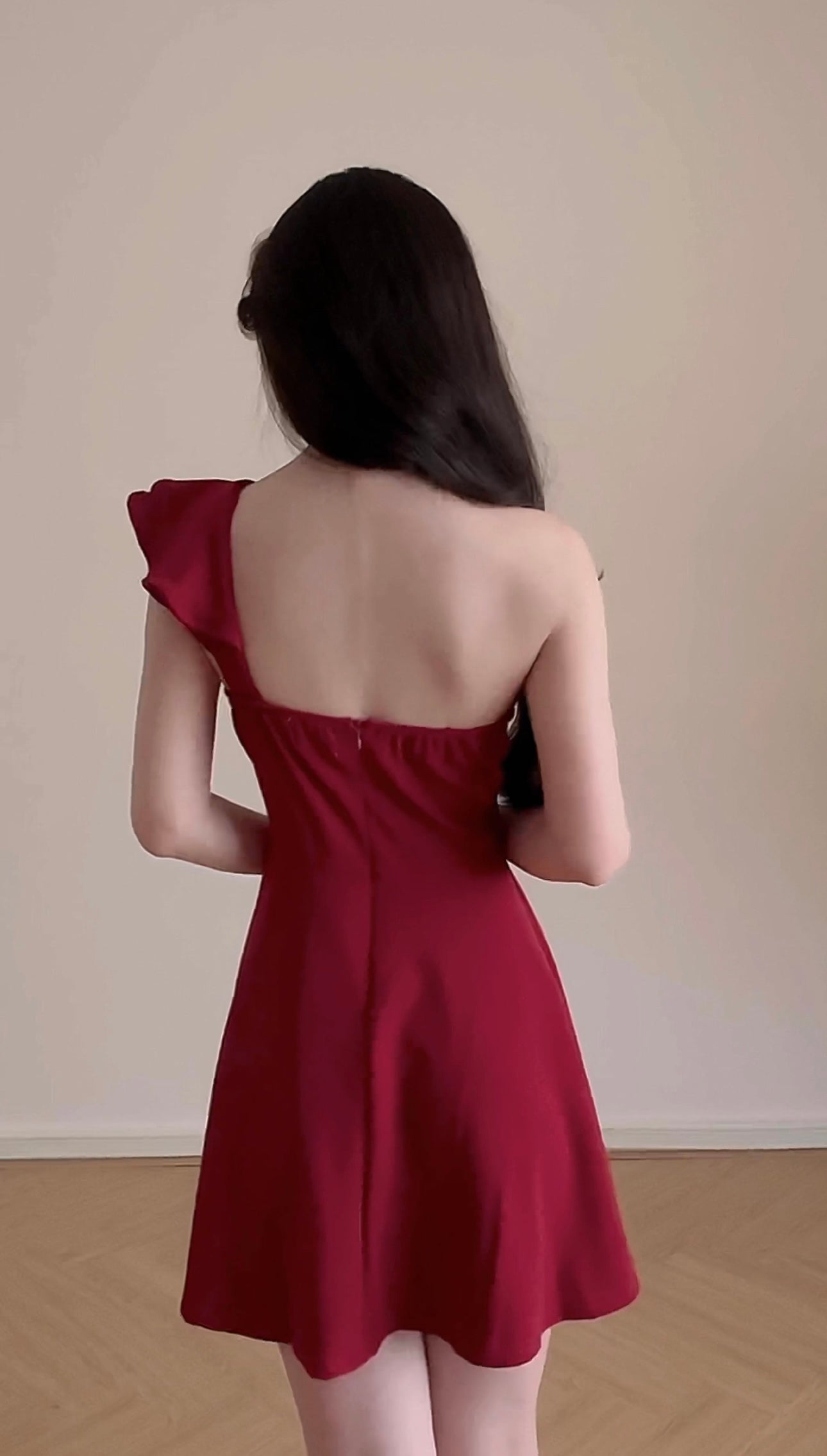 ONE SHOULDER RUFFLED DRESS