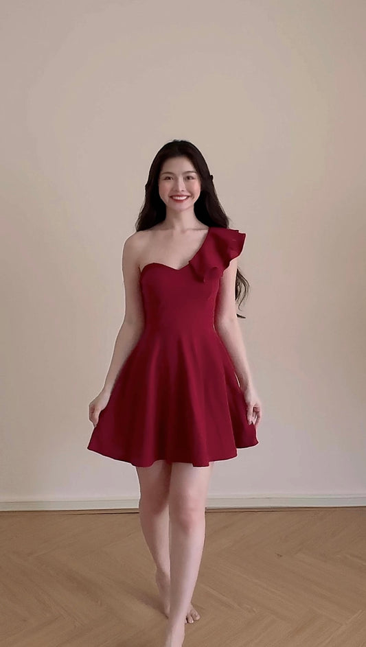 ONE SHOULDER RUFFLED DRESS