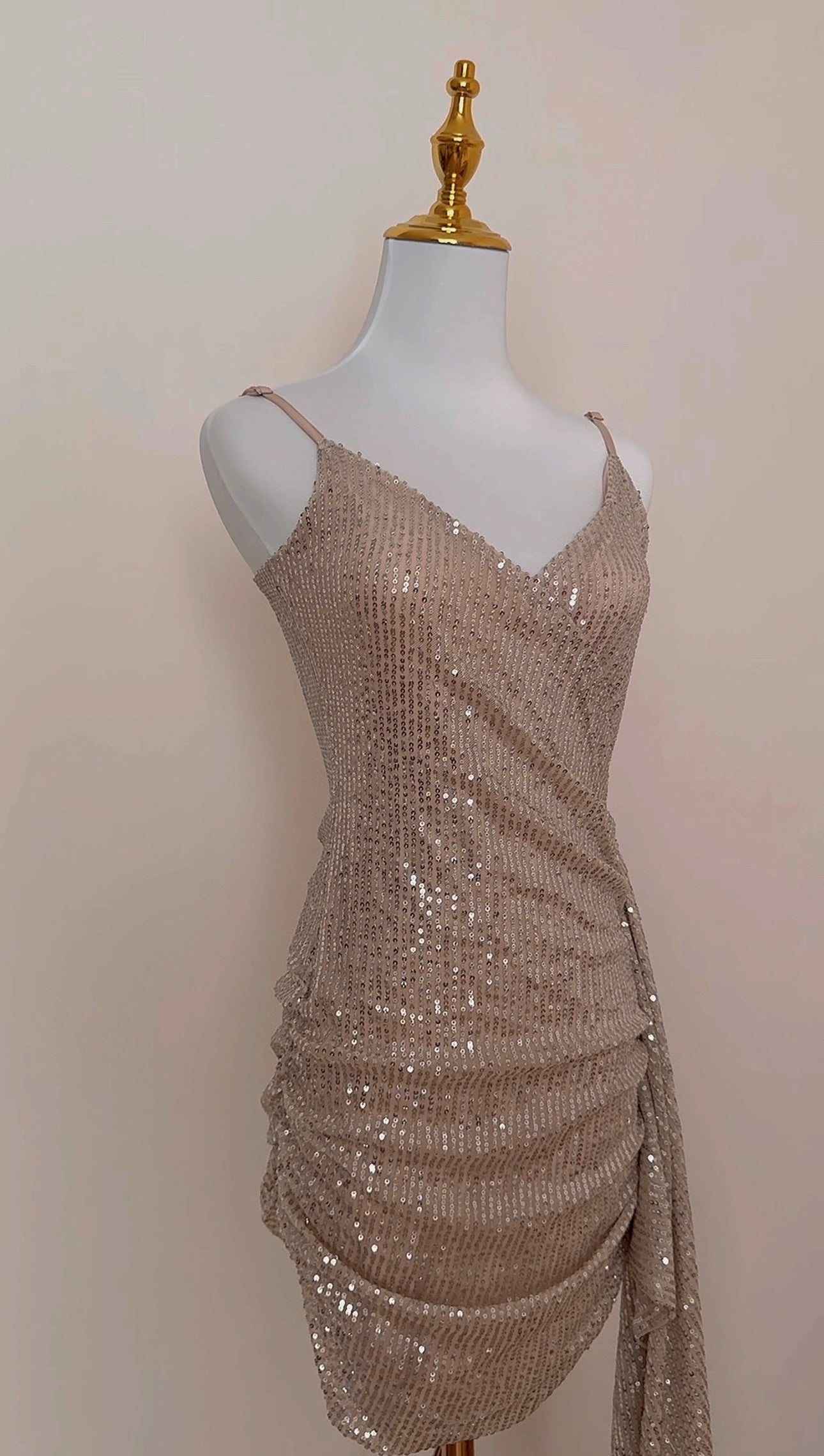 CHAMPAGNE DINNER DRESS