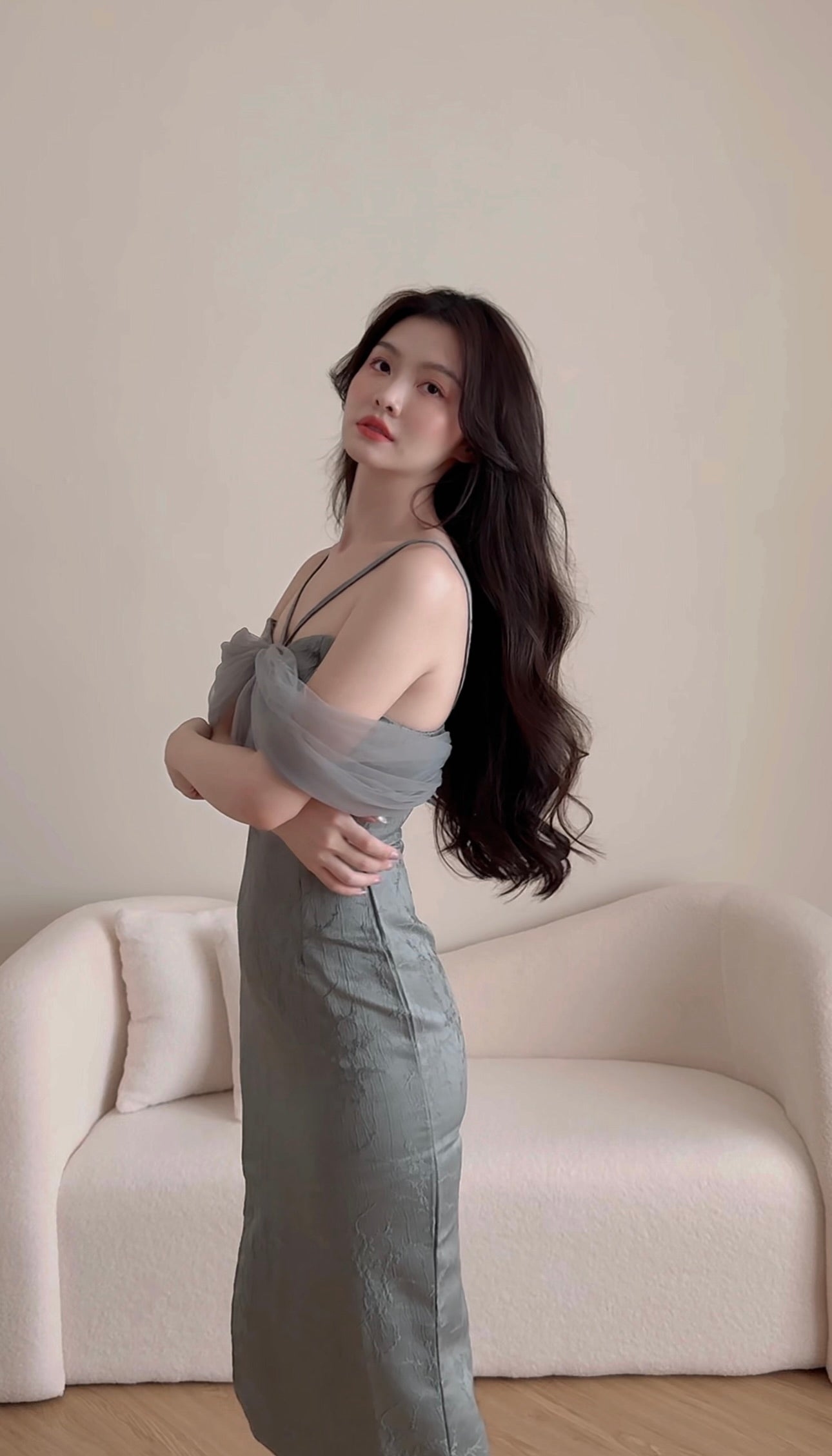 MESH EMBROIDERY MIDI DRESS