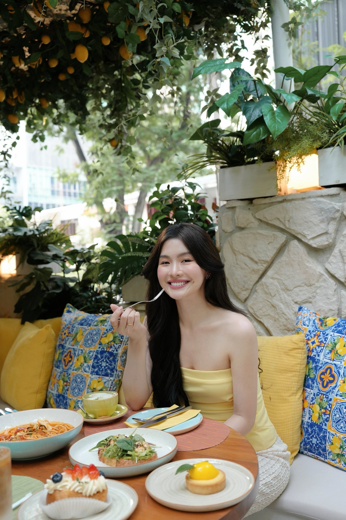 LEMON YELLOW ASYMMETRIC STRAPLESS TOP