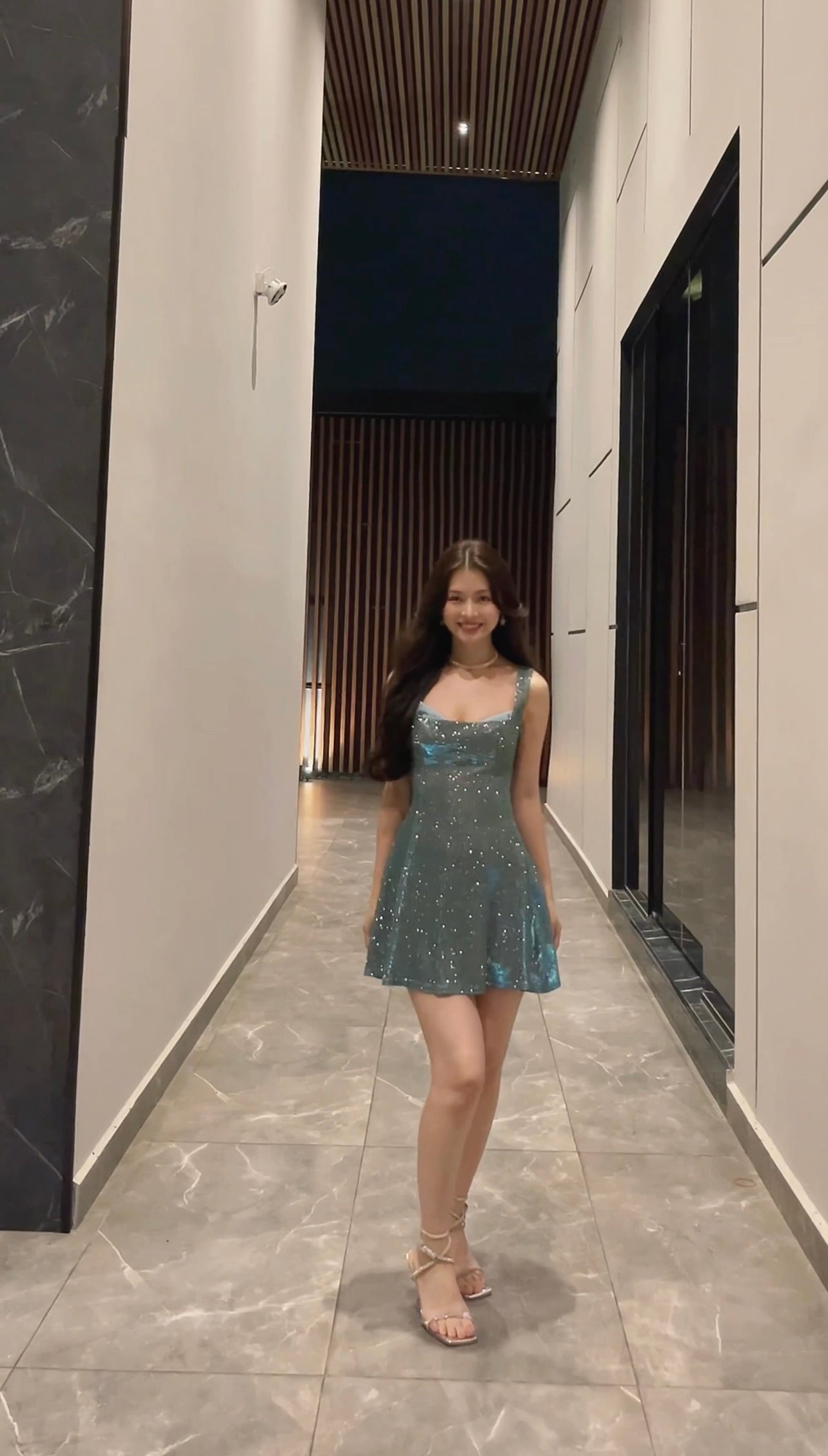 SPARKLY DINNER DRESS