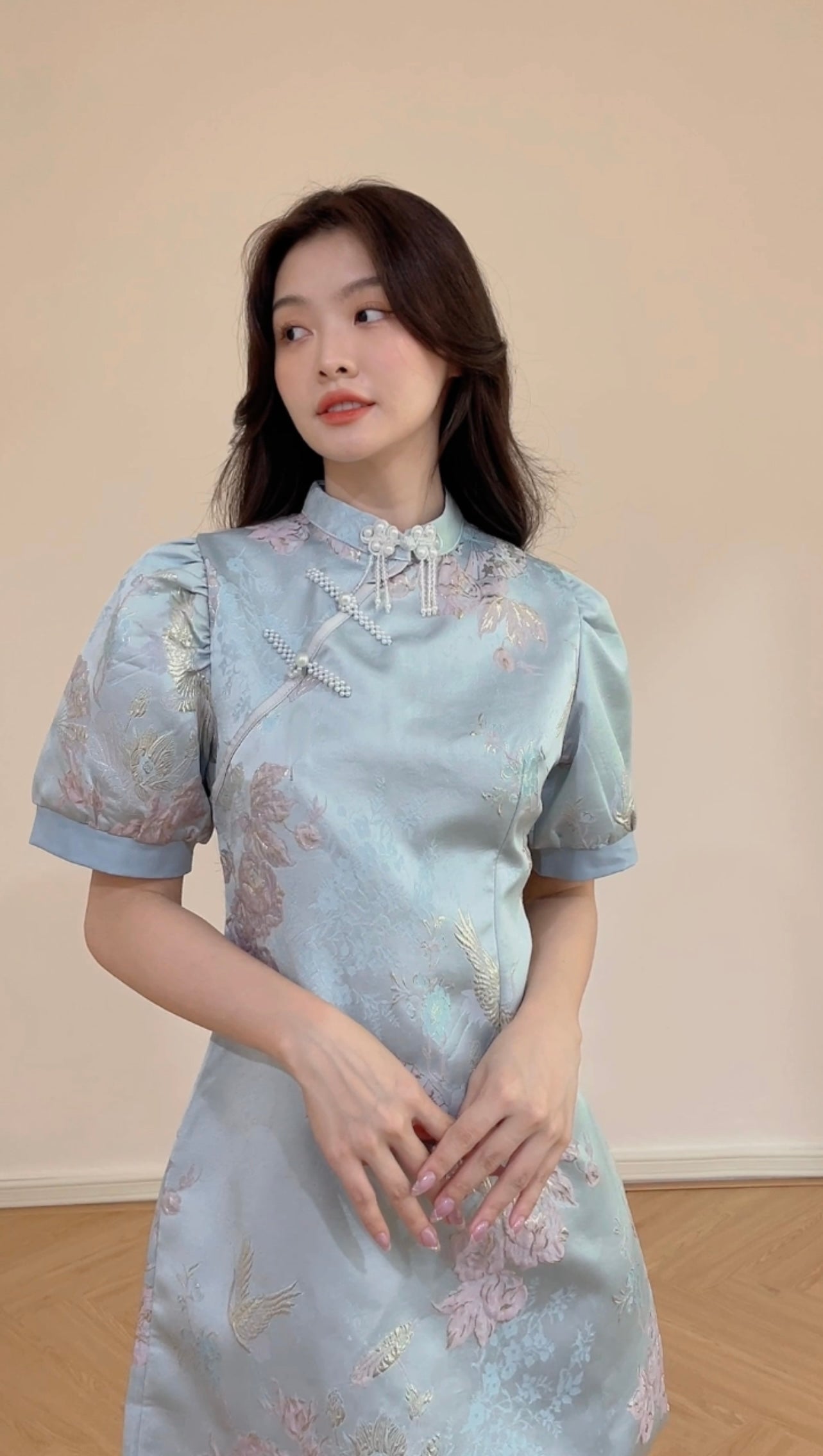 FLORAL EMBROIDERY BLUE CHEONGSAM