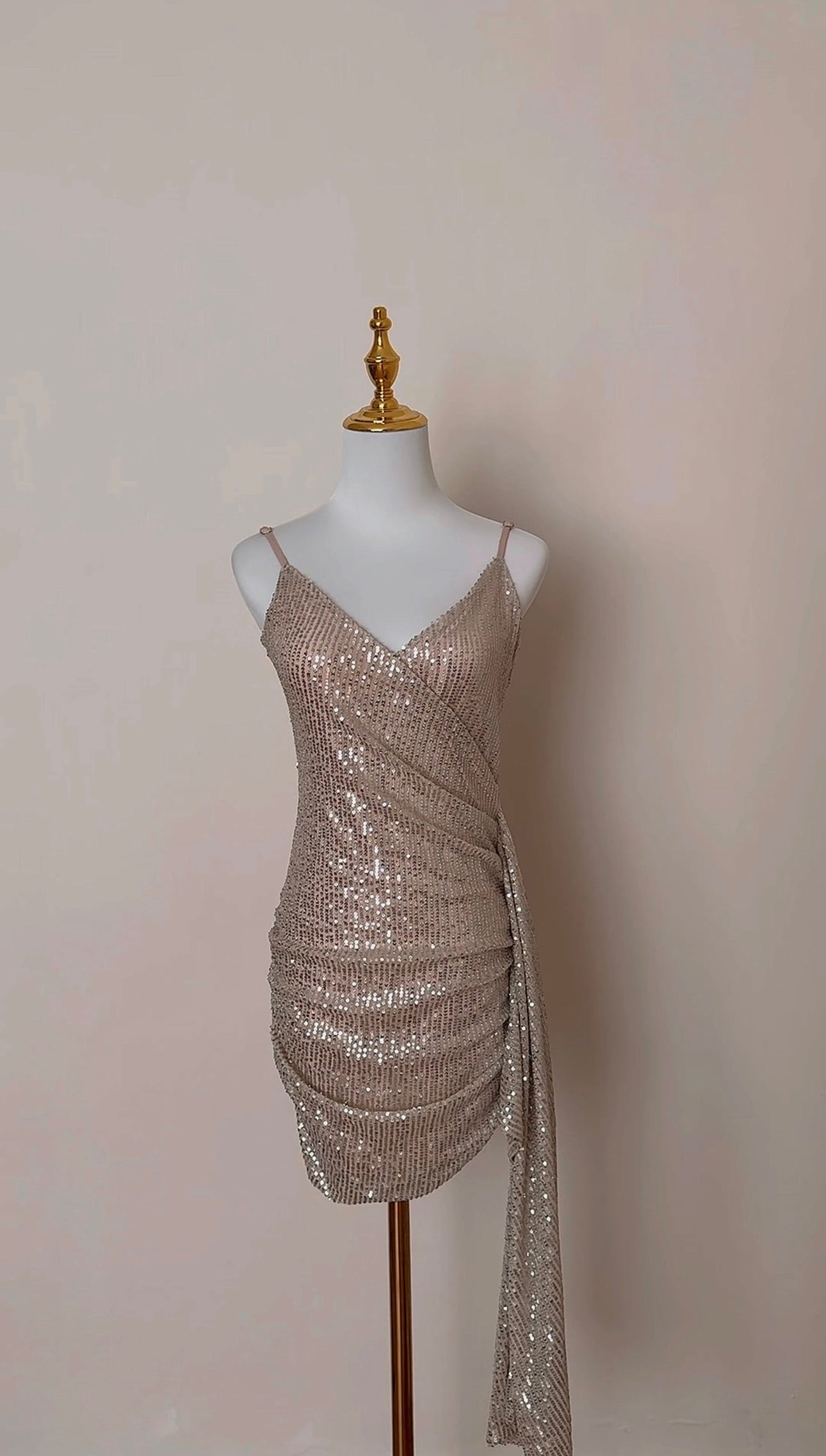 CHAMPAGNE DINNER DRESS