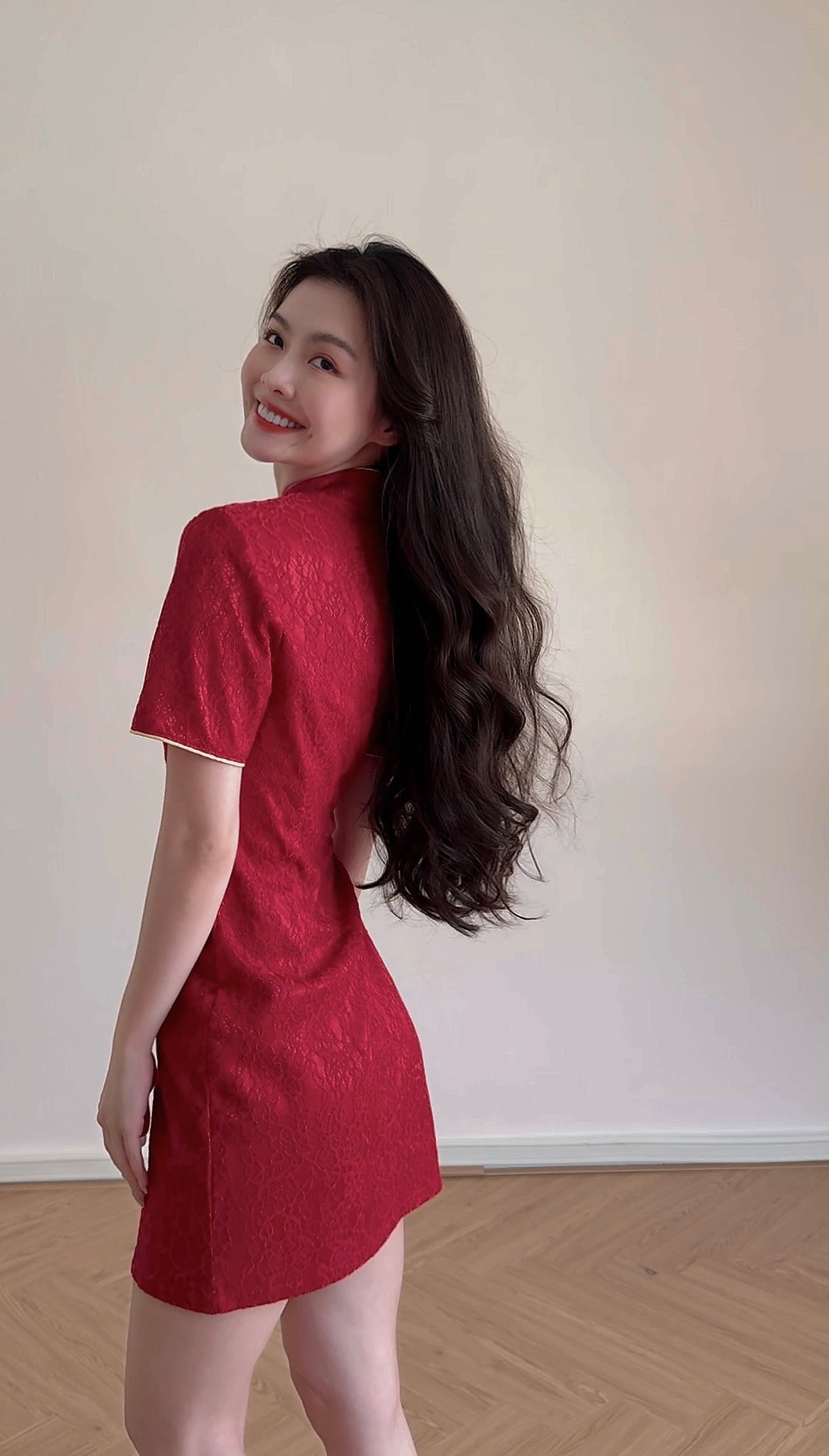 RED WINE LACE CHEONGSAM