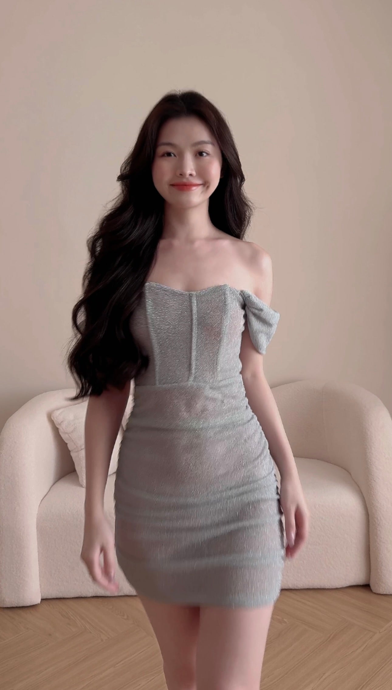 GLITTER SILVER DINNER DRESS