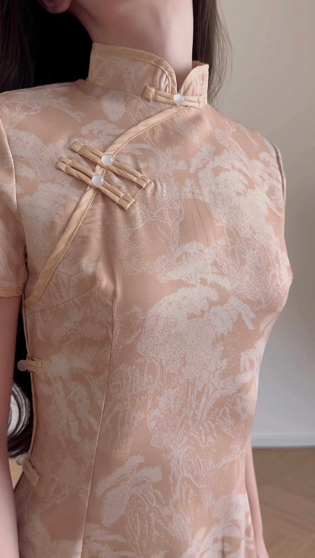 SATIN SIDE SLIT CHEONGSAM