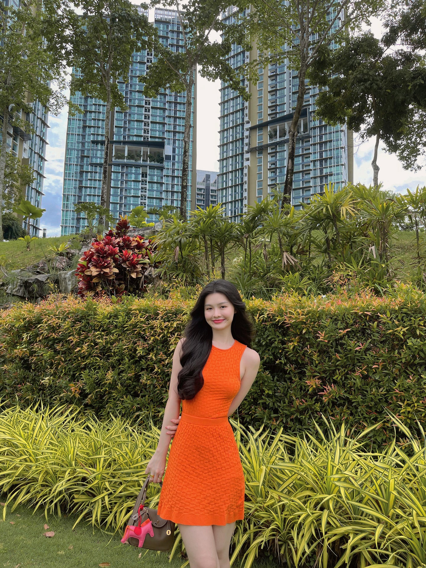 ORANGE SKIRT