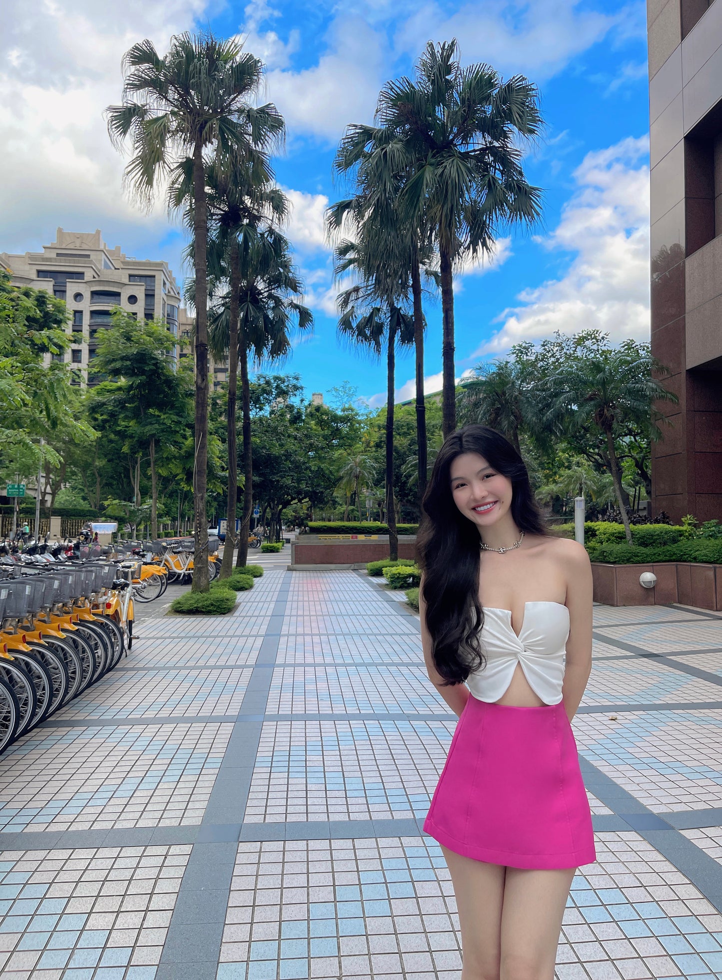 WHITE TUBE TOP