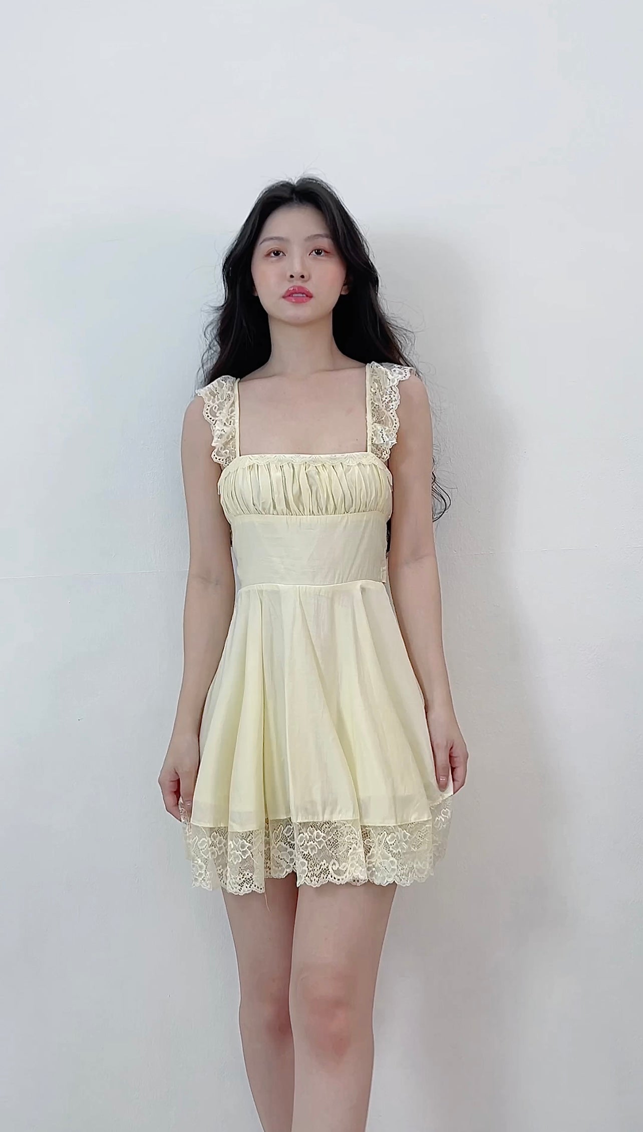 LACE MINI DRESS