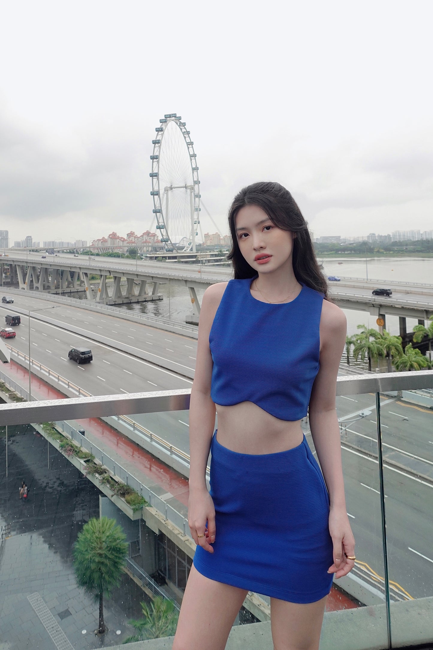 ASYMMETRICAL TOP