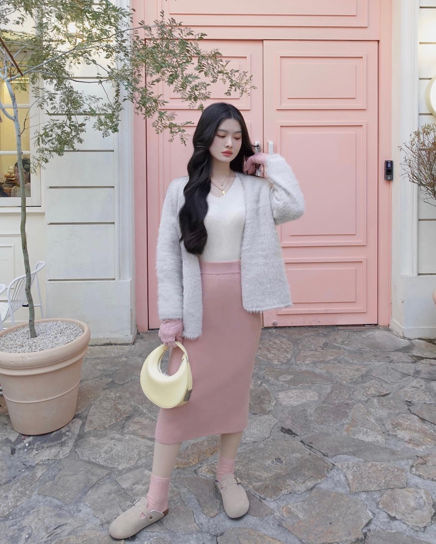 OATMEAL FLUFFY CARDIGAN