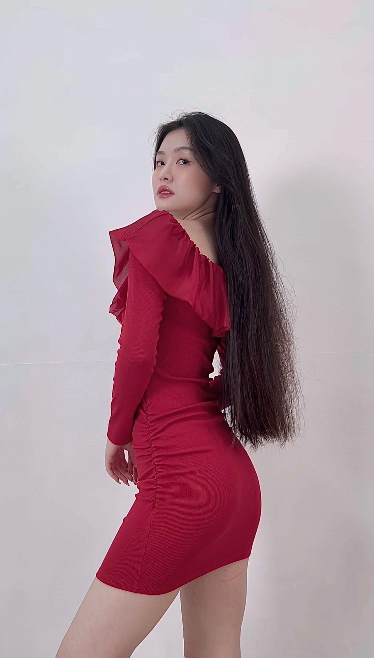 LONG SLEEVES BODY-CON MINI DRESS
