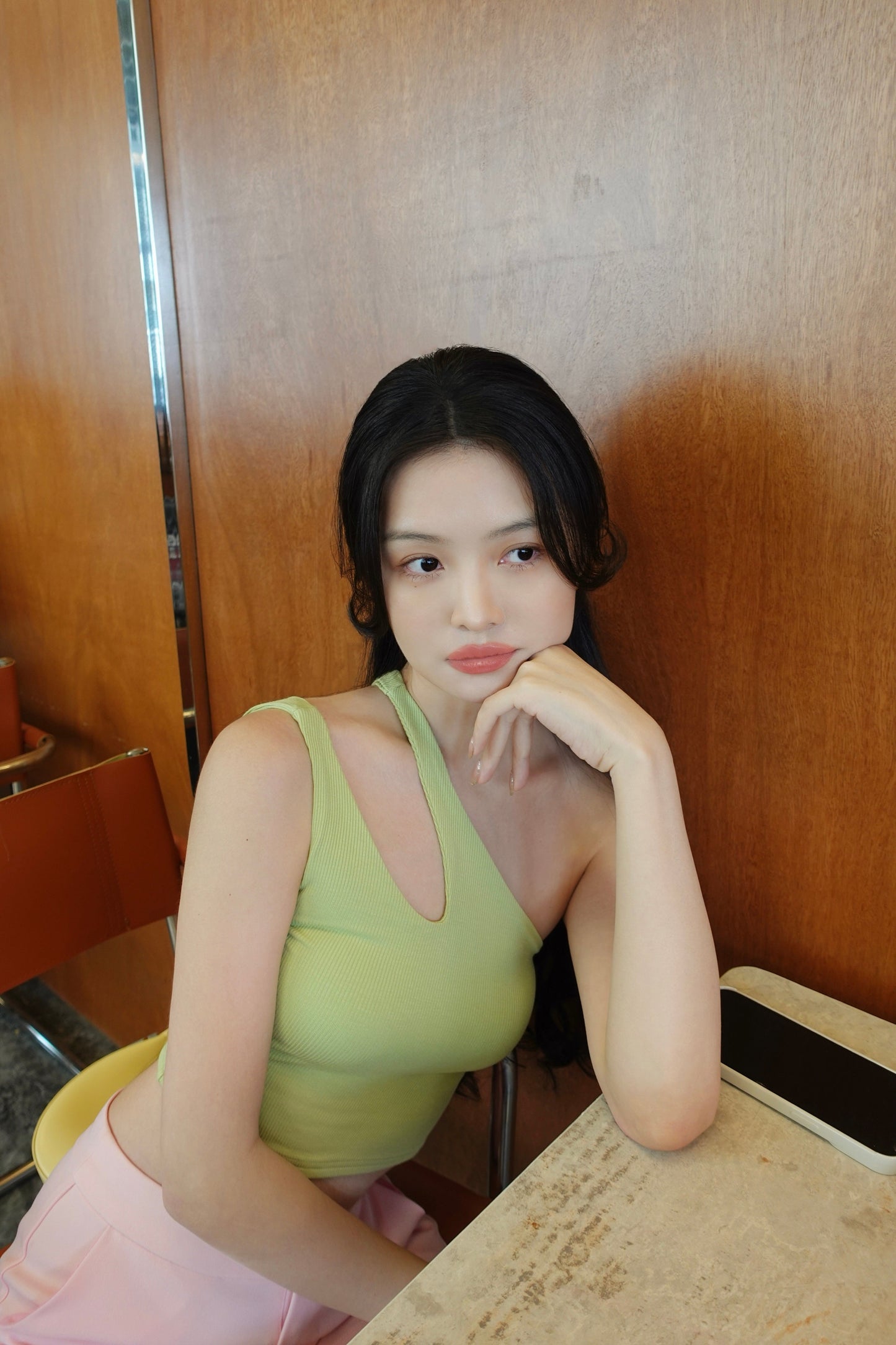 ONE SHOULDER TOP