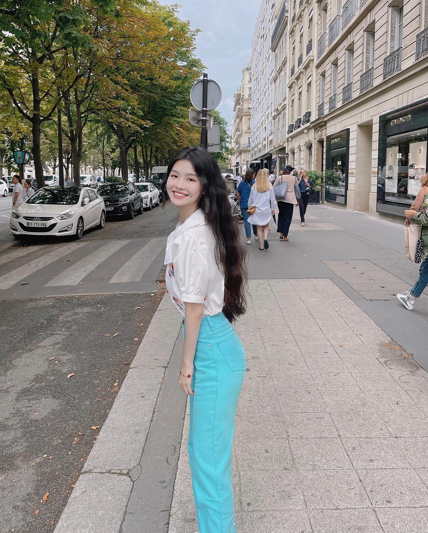 KOREA PETER PAN COLLAR BLOUSE