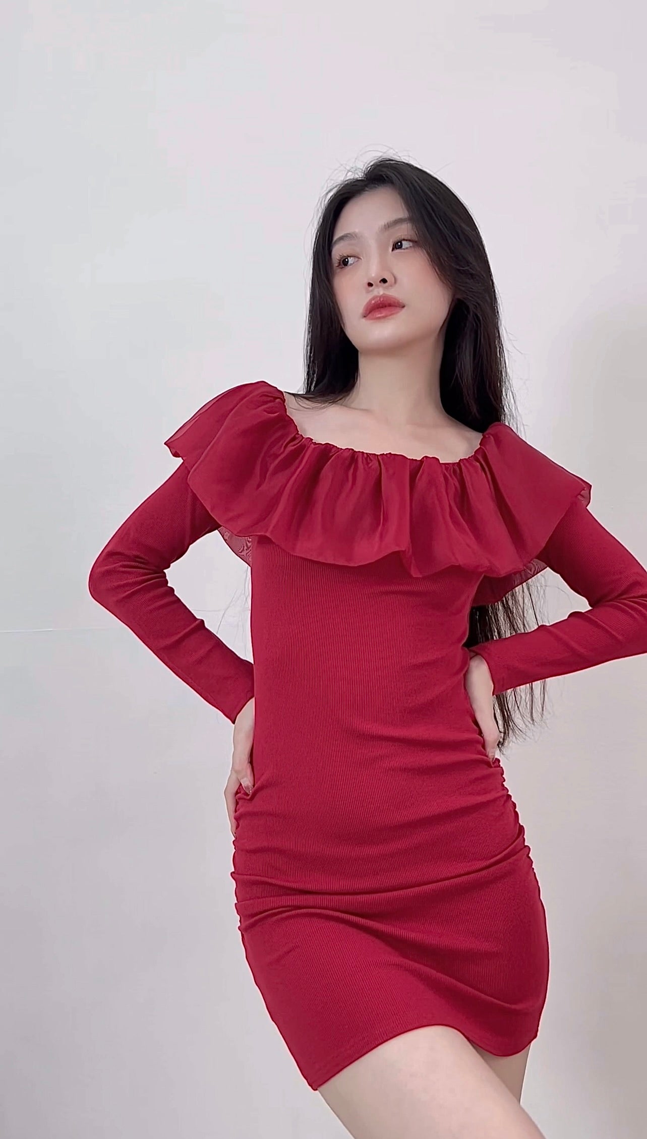 LONG SLEEVES BODY-CON MINI DRESS