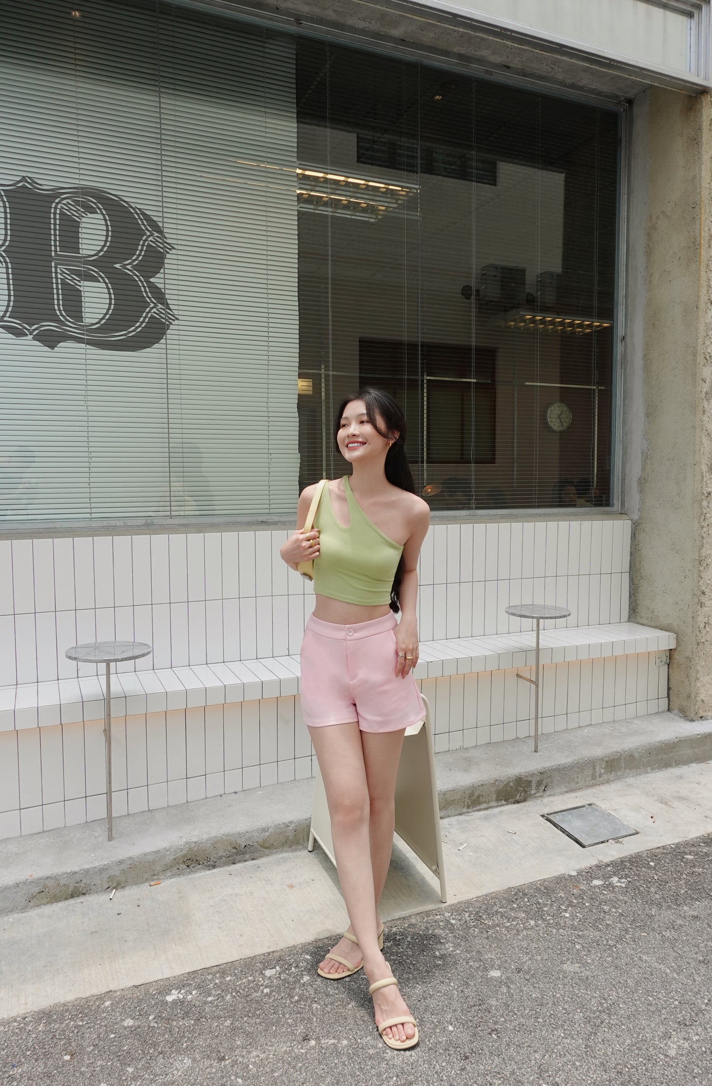 PINK HIGH-WAISTED PANTS