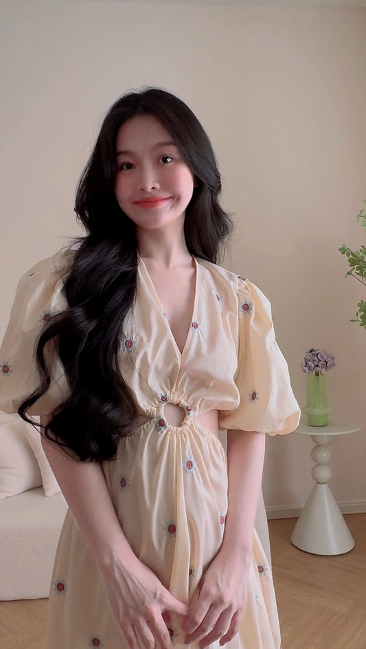 V-NECKED LONG DRESS