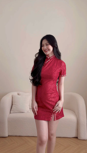 MERLOT ALLURE  LACE CHEONGSAM