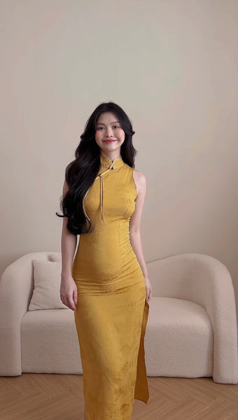 YELLOW SIDE-SLIT LONG CHEONGSAM