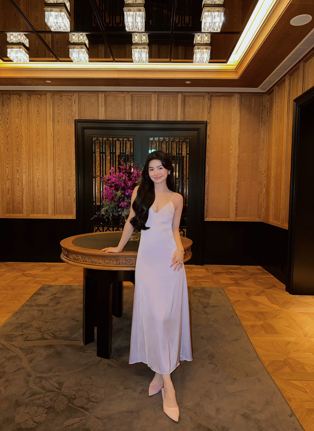 ELEGANT SATIN MAXI DRESS