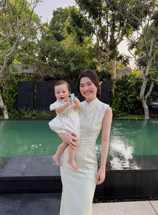 EMERALD GRACE PETITE BABY CHEONGSAM 翠色轻盈 BCSC001
