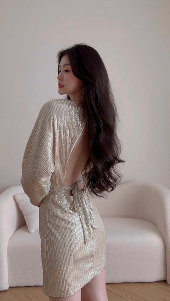 V-NECK SEQUINNED BACKLESS DRESS