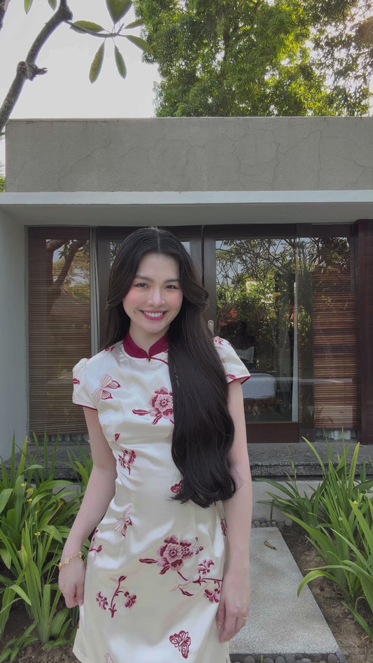BLOSSOMING GRACE RED SATIN SHORT CHEONGSAM 锦上添花 SC1011