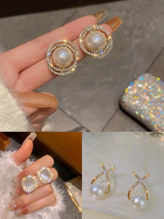 THREE TYPES SPARKLY DIAMOND EARRINGS