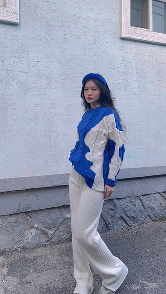 KOREA BLUE KNITTED SWEATER